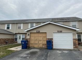2611 E Martha Pl, Burnham, IL