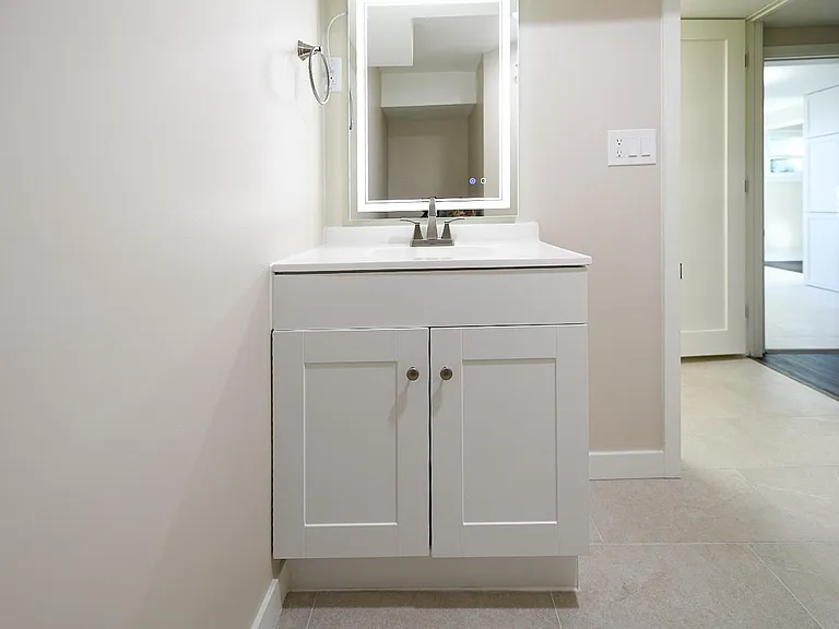 2697 S Highland Dr — Photo 10