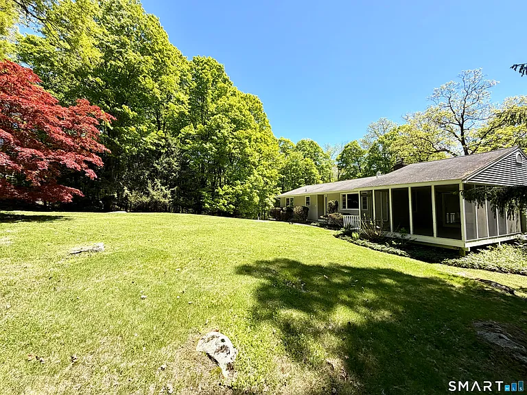 137 Florida Hill Rd — Photo 10