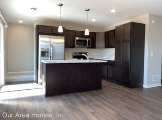 589 William St, Big Lake, MN 55309