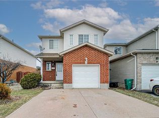 93 Edgemere Dr, Cambridge, ON N1P1E9