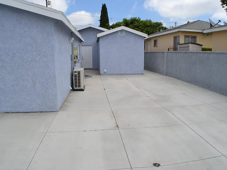 12210 Cambrian Ct — Photo 35