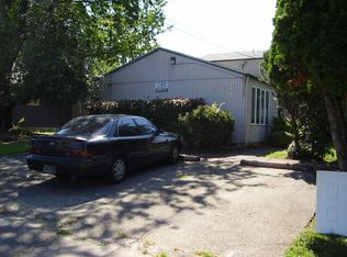 9137-9141 N Adriatic Ave, Portland, OR