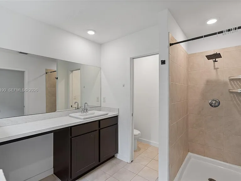 1385 NW 208th Ter #1385 — Photo 41
