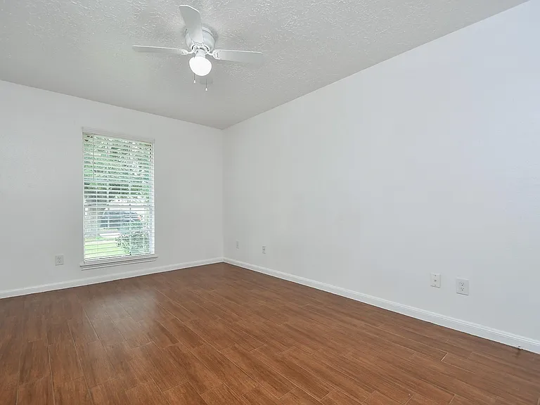 7714 Eichler Dr — Photo 22