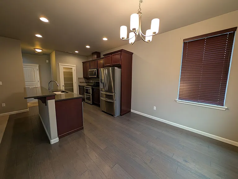 3887 Portside Dr — Photo 7