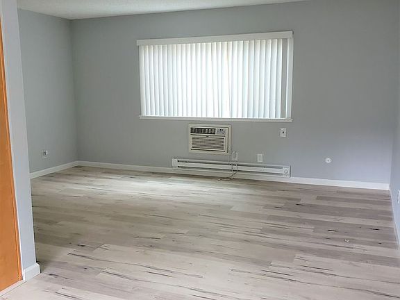 5th image of 101 Glen Eyrie Ave #7470178