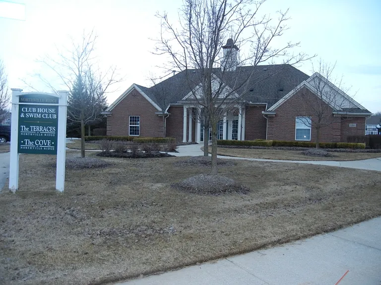16803 Dover Dr — Photo 16