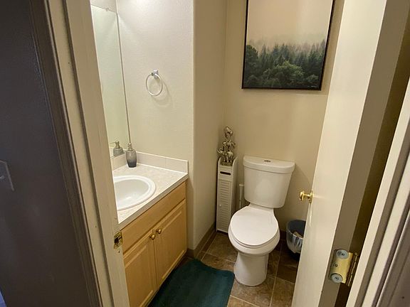 4th image of 8504 NE 36th Cir
