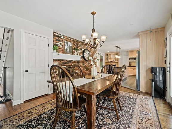4th image of 114 Longwater Dr