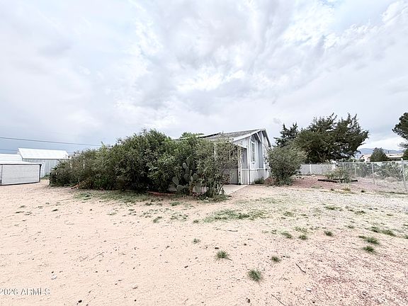 4th image of 9518 E JOY Avenue