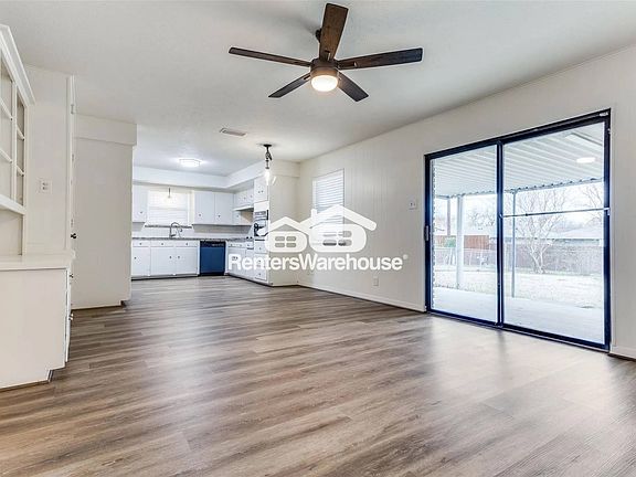 4th image of 1209 Mayfield Ave