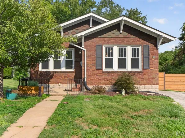 423 Heman Dr, Saint Louis, MO 63122