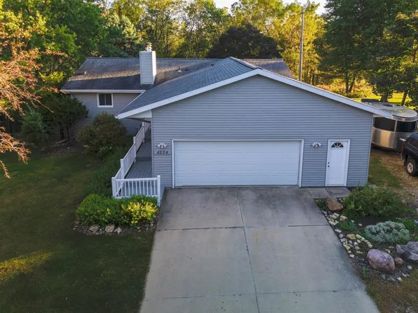4204 Manor View Dr NW, Rochester, MN 55901