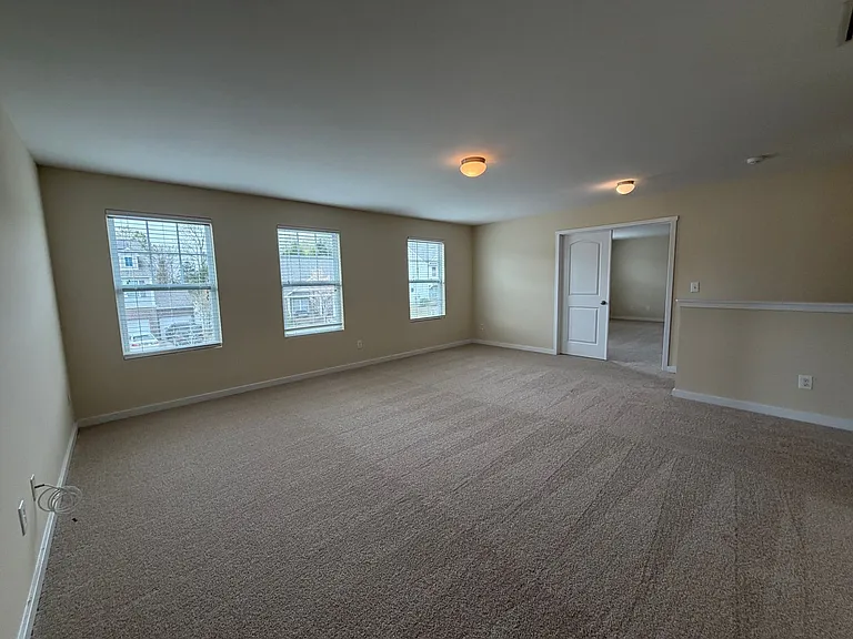 1328 Shaw Ave — Photo 18
