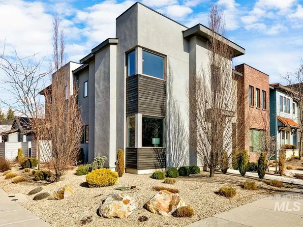 3676 E Parkcenter Blvd, Boise, ID 83716