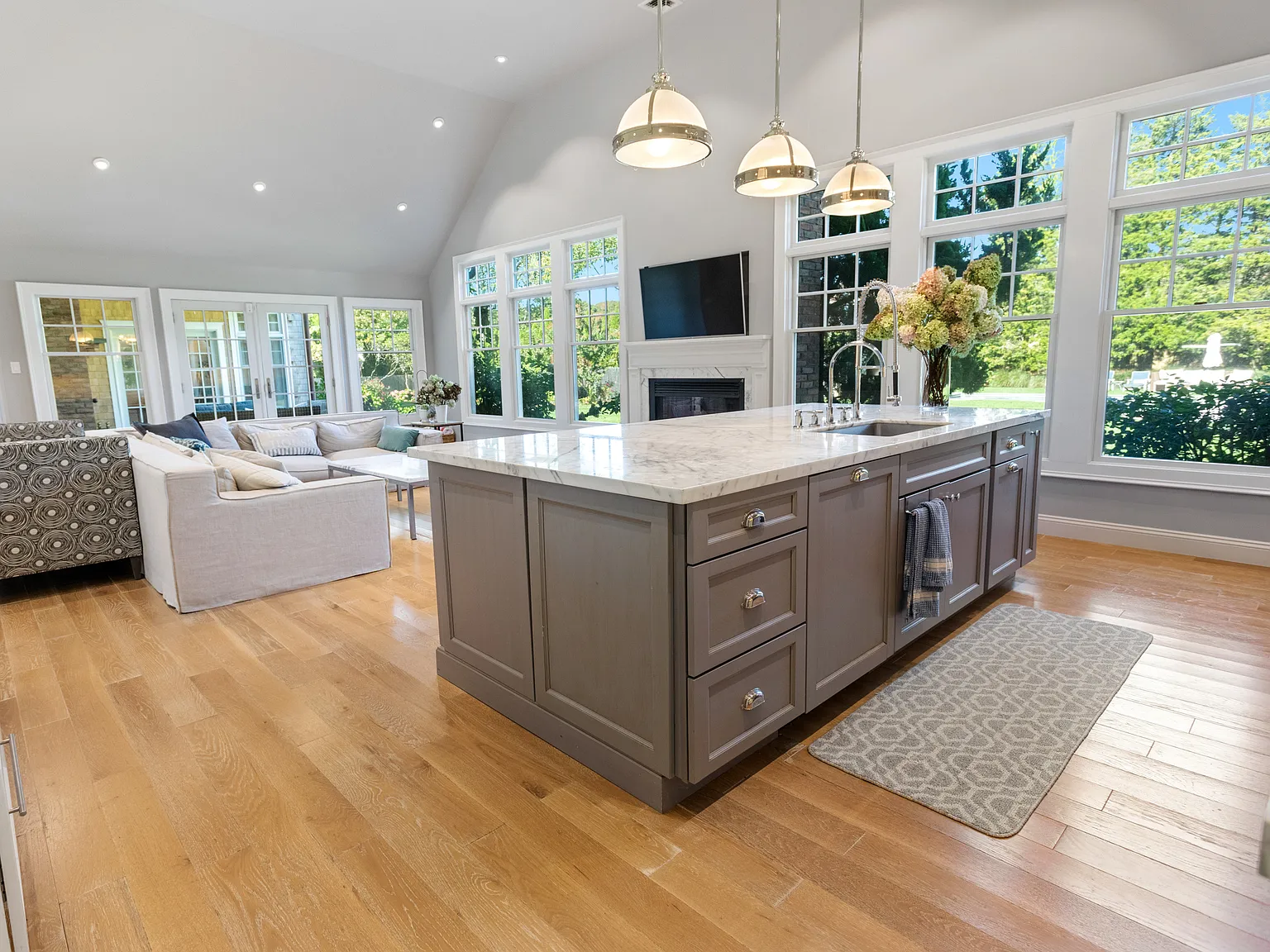 Beautiful East Hampton Beach House — Photo 4