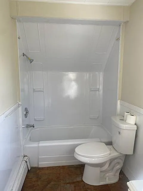 3 bed, 1200 sqft, $2,500 — Photo 4