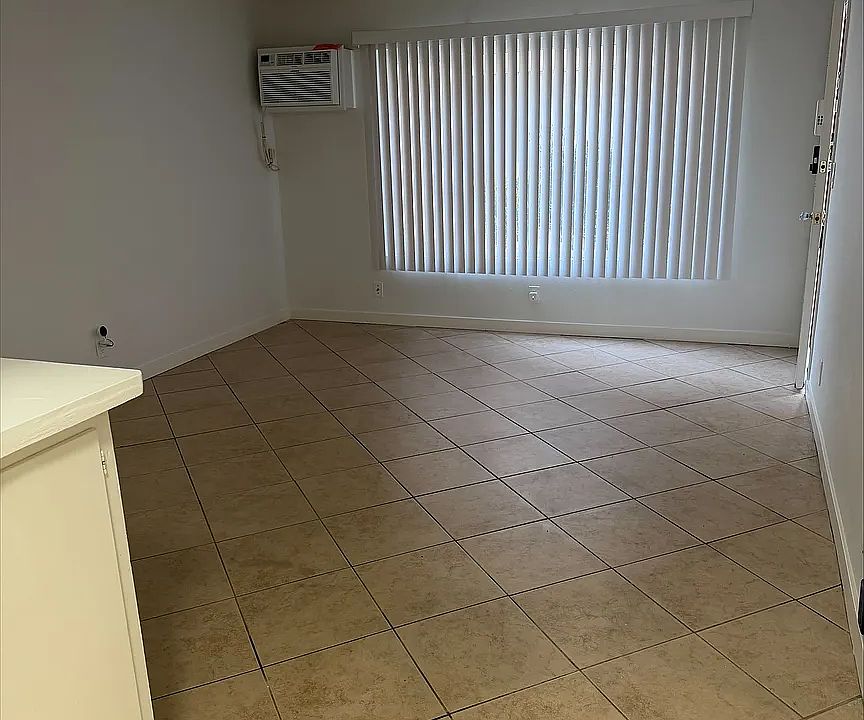 1st image of 15526 Nordhoff St #O35