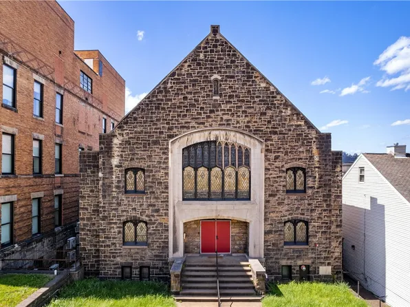 131 E 9th Ave, Homestead, PA 15120