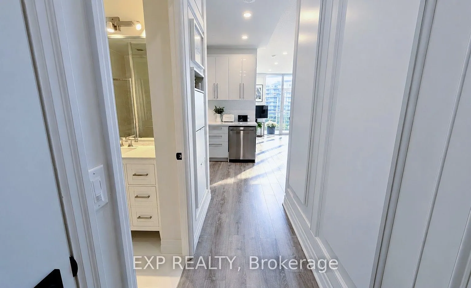 2 bed, $3,200 — Photo 2