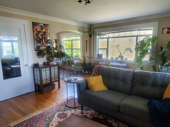 4th image of 621 N Forest St APT 4