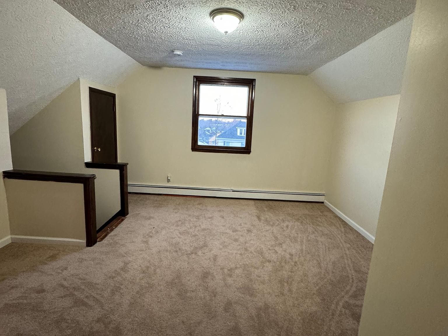 35 Hebron St FLOOR 3, Hartford, CT 06112 Zillow