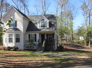105 Skys Limit Ct, Reedville, VA 22539