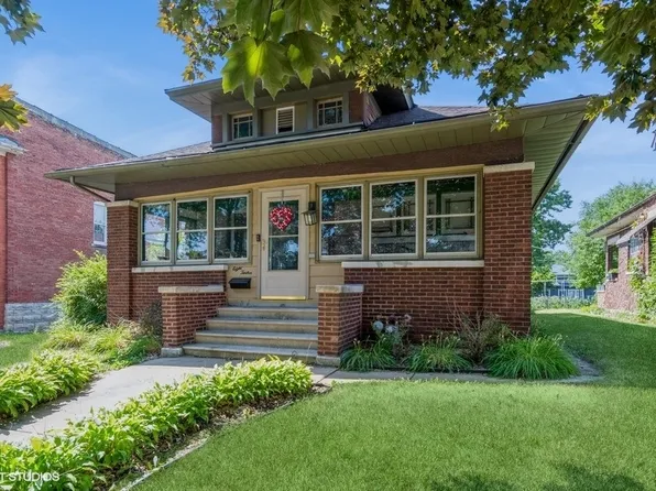 812 Farragut Pl, Joliet, IL 60435