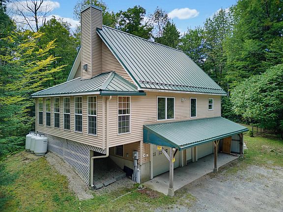 3rd image of 394 Faxon Hill Road