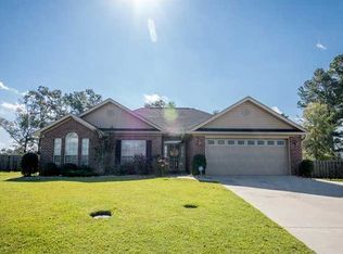 9805 Eric Dr S, Semmes, AL 36575