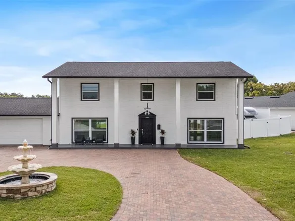 10525 Homestead Dr, Tampa, FL 33618