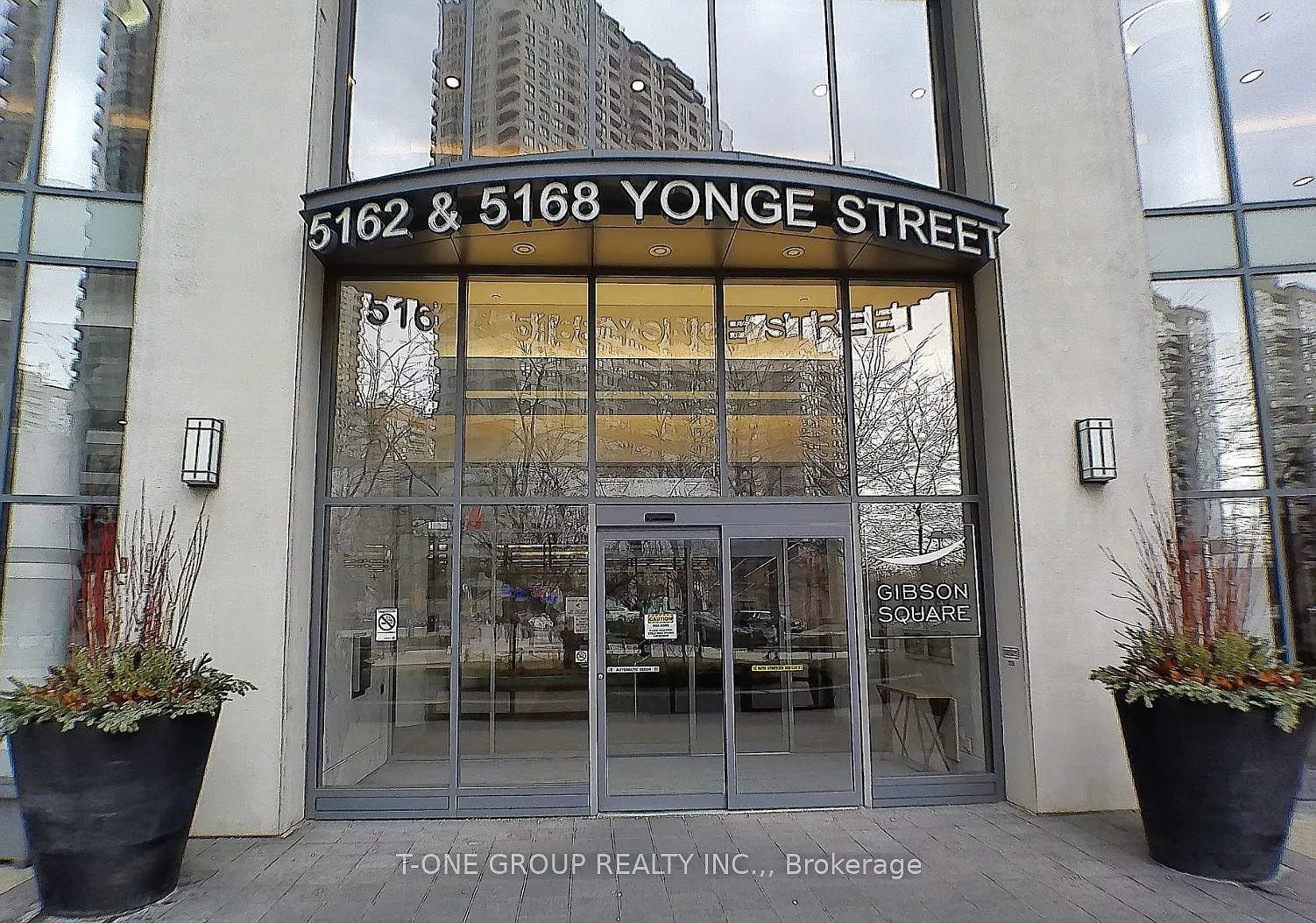 1 bed, $2,300 — Photo 1