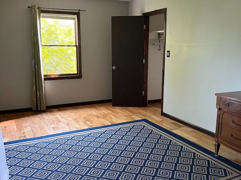 801 Village Ct — Photo 10