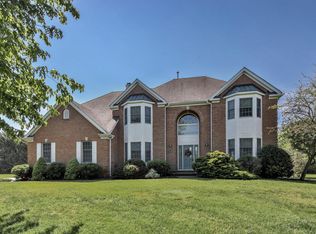 1588 Horseshoe Dr, Wall Township, NJ 08736