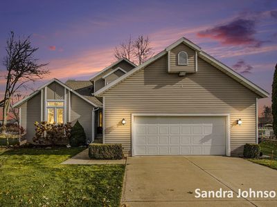 12712 Sunrise Ct, Wayland, MI, 49348