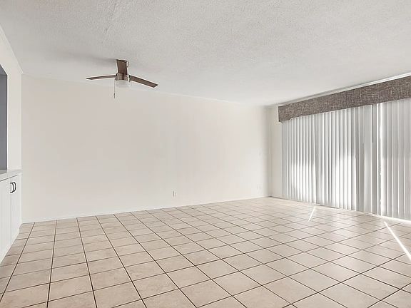 4th image of 775 Gulf Shore Dr Unit 1083