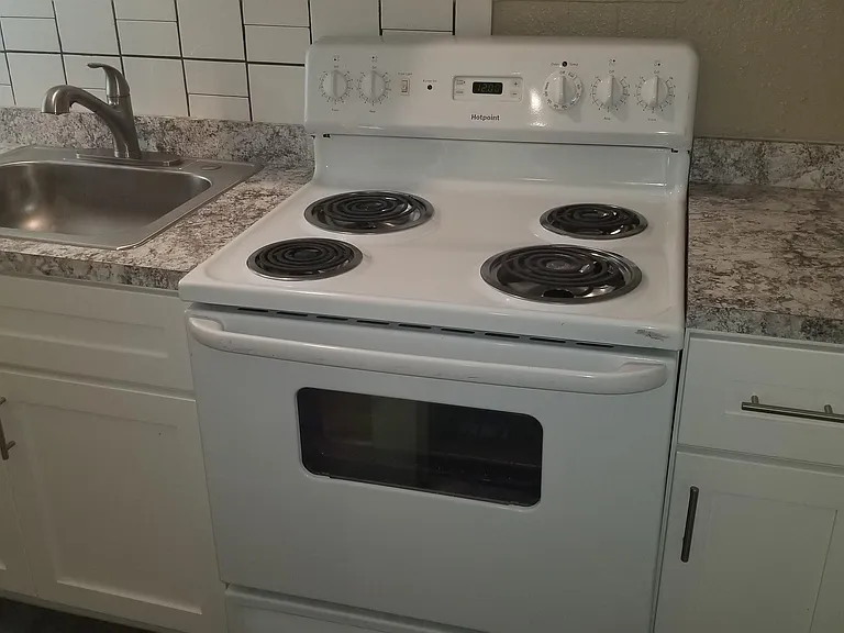 317 E Tarpon Ave — Photo 25