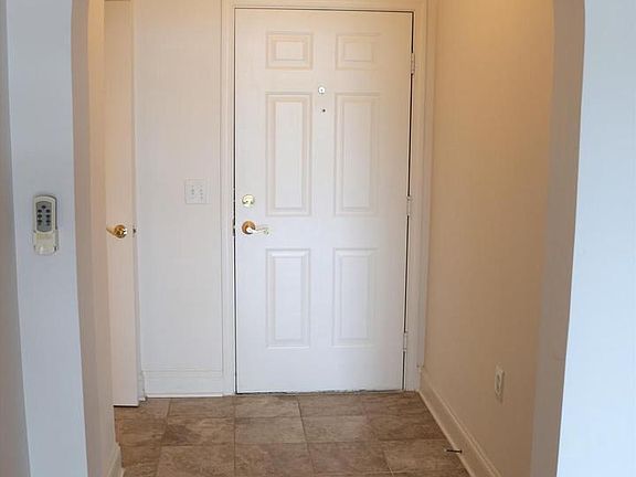 3rd image of 2520 Waterside Dr Unit 407