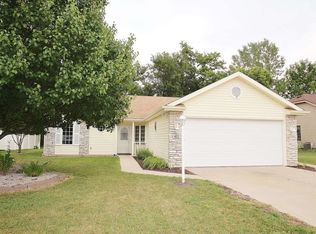 411 Bison Blvd, Kendallville, IN 46755