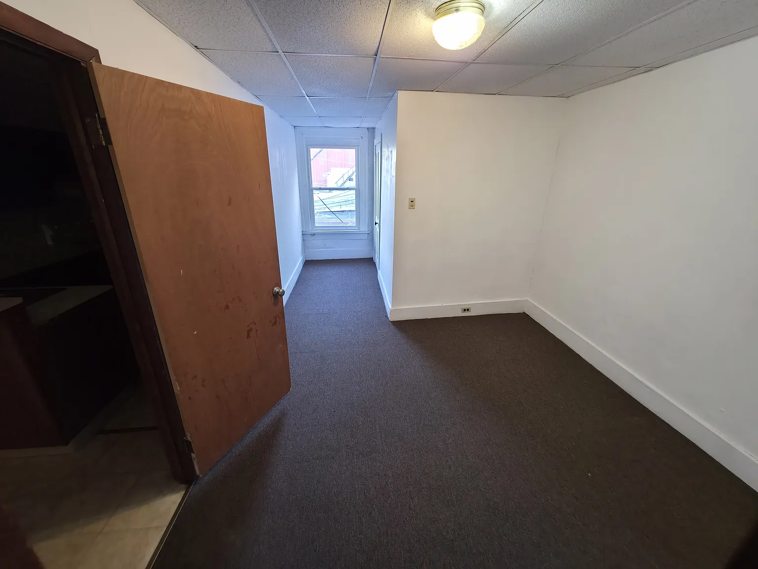 2 bed, $850 — Photo 4