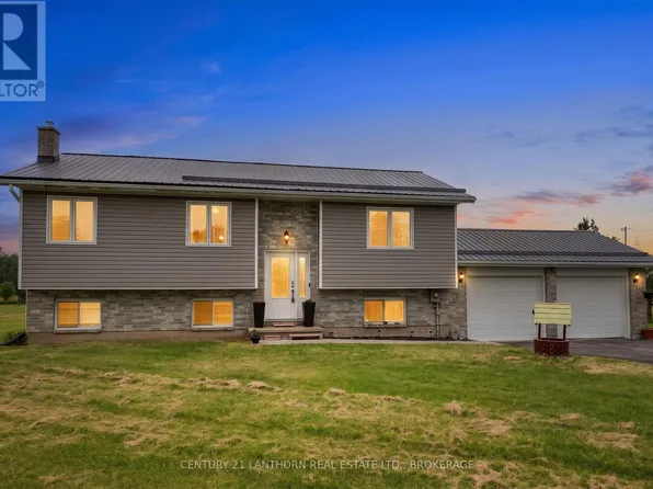 3358 Scanlan Rd, South Frontenac, ON K0H 1V0
