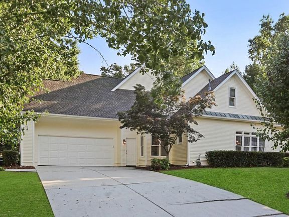 2nd image of 1665 Highland Oaks Way