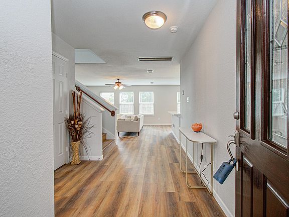 4th image of 21106 Machall Manor Ct