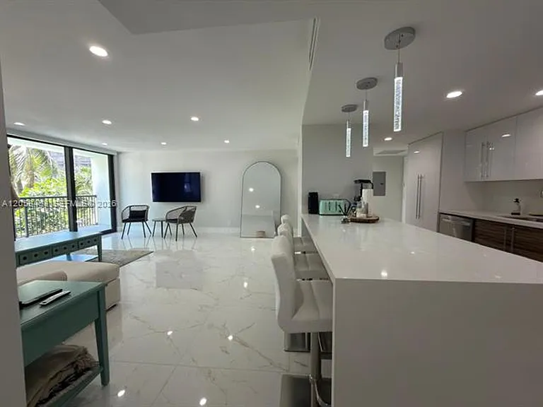 1800 Collins Avenue Cu #3H — Photo 19