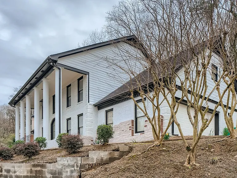 425 Ferry Lndg — Photo 3