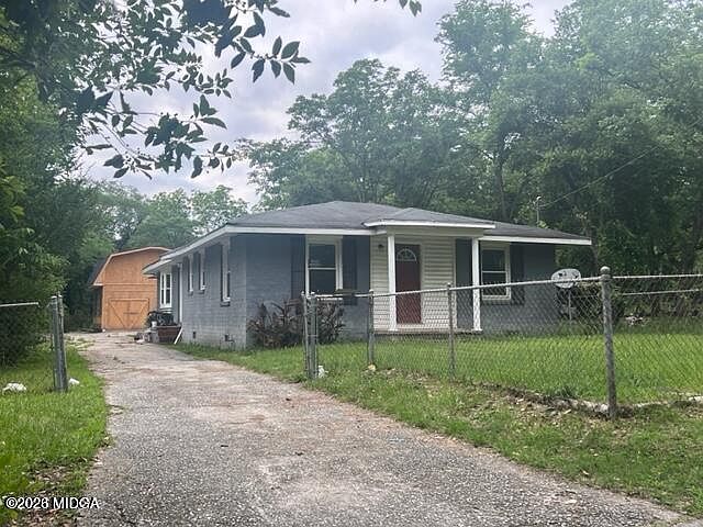 1st image of 3147 Westover Dr