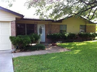 1303 SE 21st St, Mineral Wells, TX 76067
