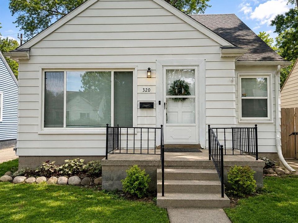 1st image of 320 Flowerdale St