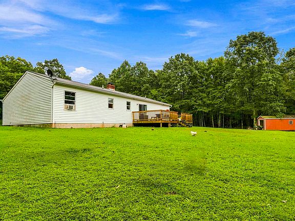 4th image of 1366 Deer Haven Rd